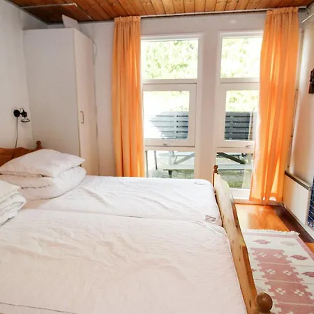 Three-bedroom Holiday In * Hals