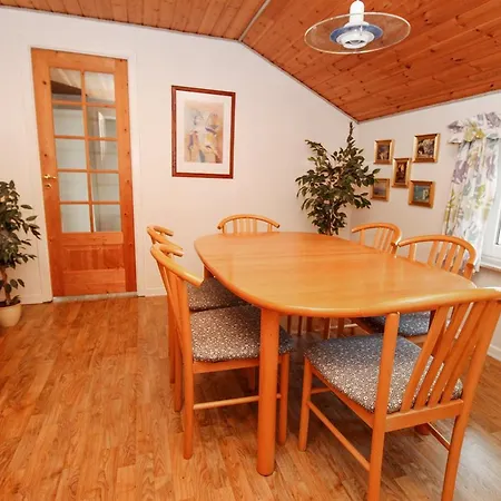 Tatil Evi Three-bedroom Holiday In *