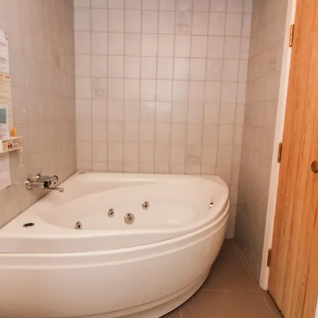 Tatil Evi Three-bedroom Holiday In *